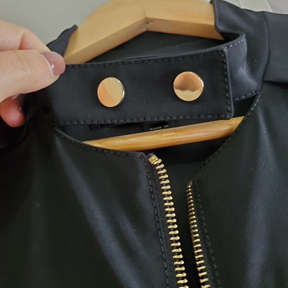 Black & Gold dress - Picture 3 of 7